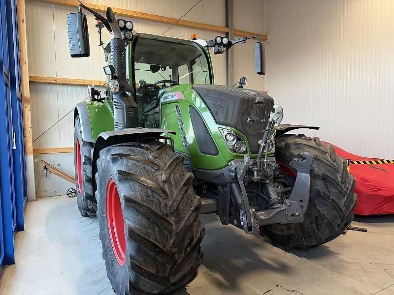 Fendt 718 Vario Traktor 105.750 €