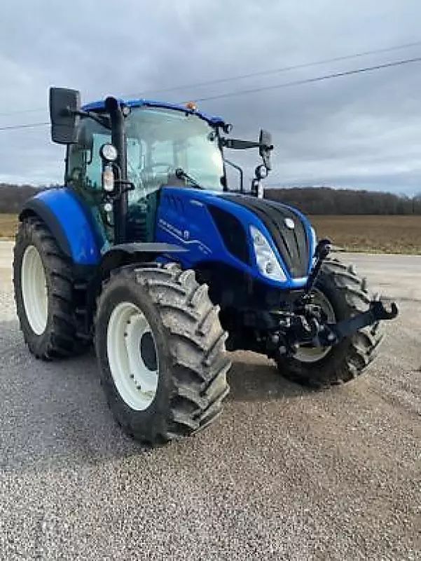E-FARM: New Holland T5.120 - Tractor - id NIVJIJ1 - 63.000 € - Año: 2022 - Horas: 700,Potencia del motor: 116,Francia