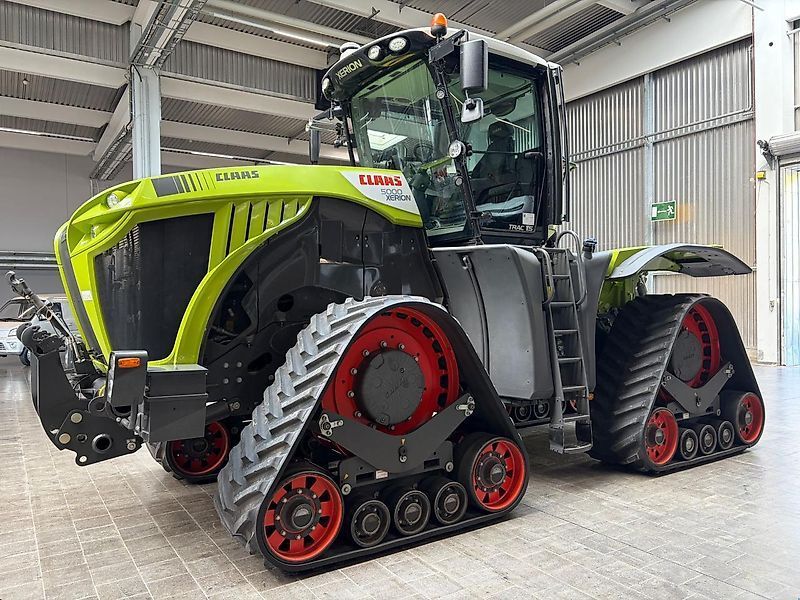 Claas Xerion 5000 Trac TS Traktor 204 900 €