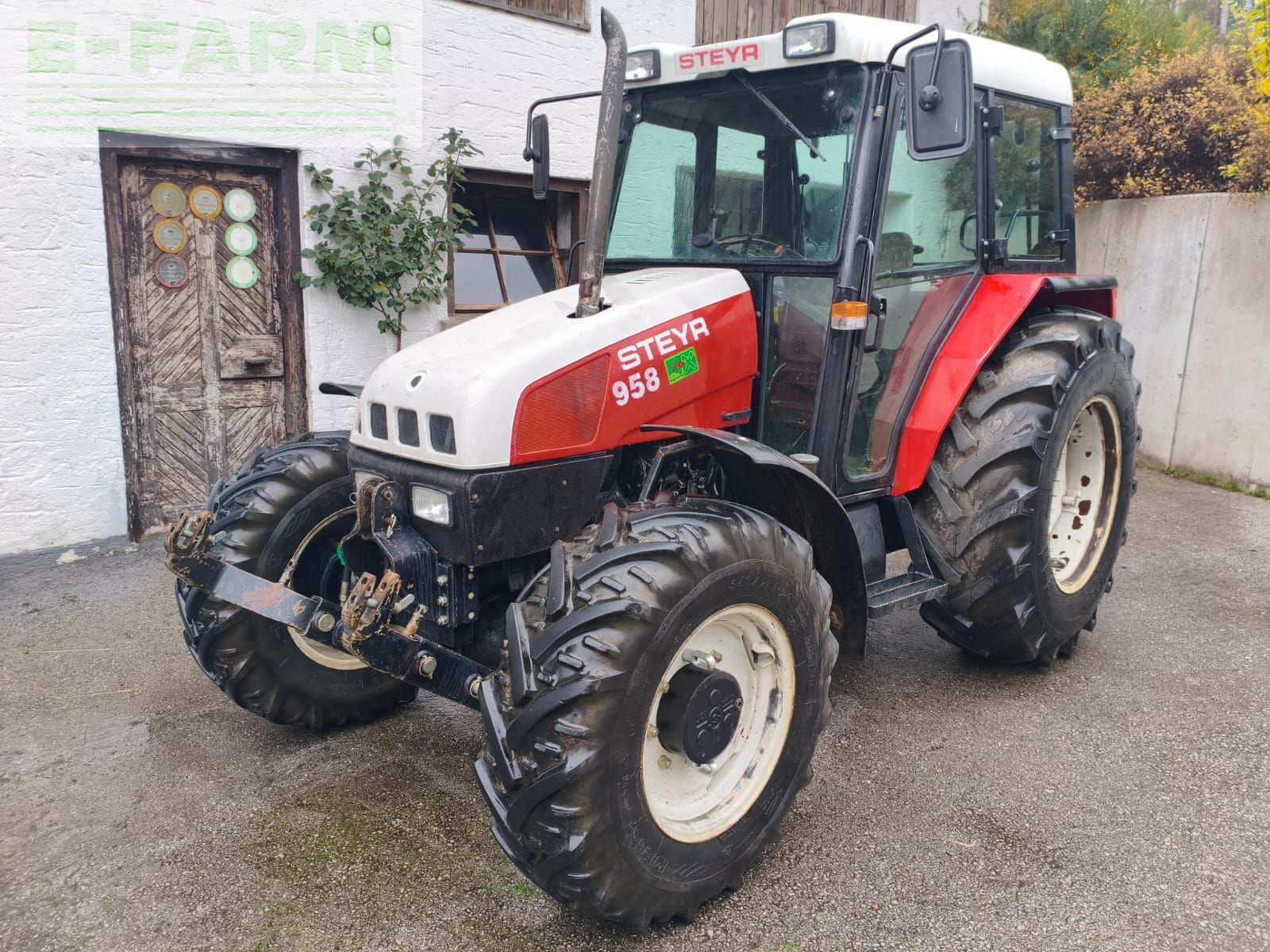 Steyr 958 Traktor 26 584 €