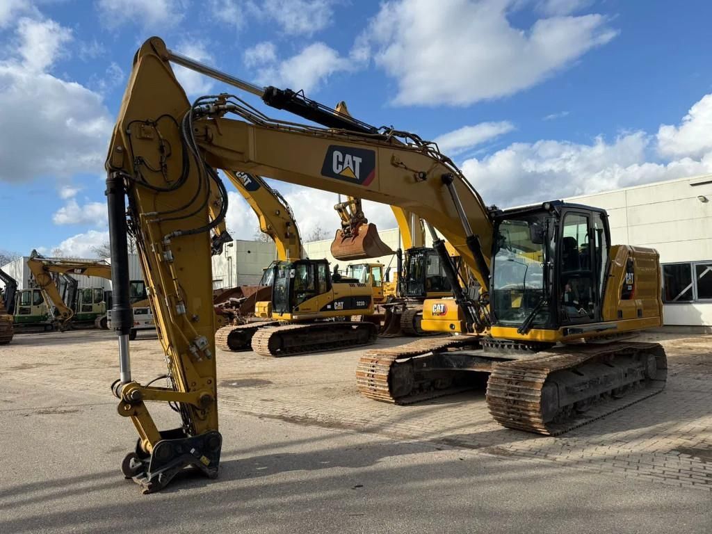 Caterpillar 323 next gen Raupenbagger 100.000 €