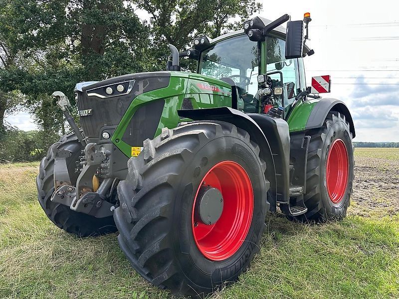 E-FARM: Fendt 936 Vario ProfiPlus - Traktor - id IHJWMUB - 215.000 € - Baujahr: 2022 - Abgelesene Motorstunden: 3.050,Motorleistung (PS): 360,Deutschland