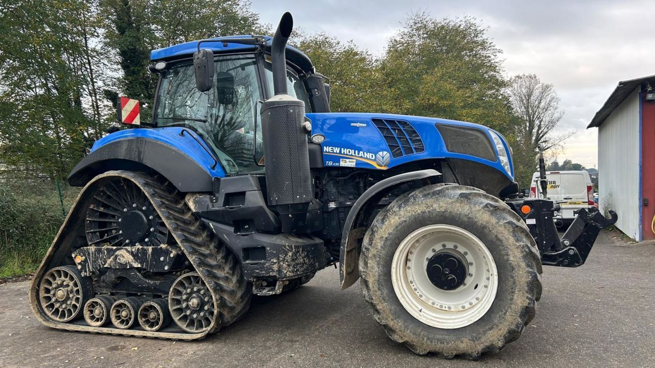 E-FARM: New Holland T8.435 AC - Tractor - id FTT3Y74 - €150,000 - Year of construction: 2019 - Engine hours: 2,600,Engine power (HP): 435,France