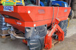 Kuhn axis 20.1 w t25 fertiliserspreaders €10,500