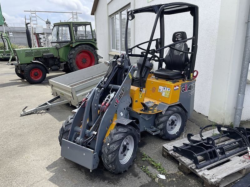 Giant g1200 Погрузчик с бортовым поворотом 20 681 €