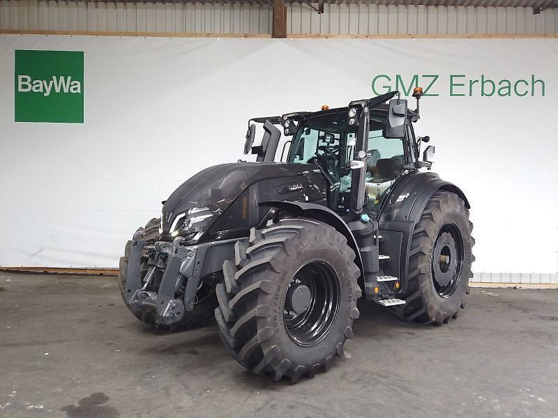 E-FARM: Valtra Q305 - Tracteur - id ZLE258J - 219 900 € - Année: 2024 - Lecture du nombre d'heure: 103,Puissance du moteur (chevaux): 305,Allemagne