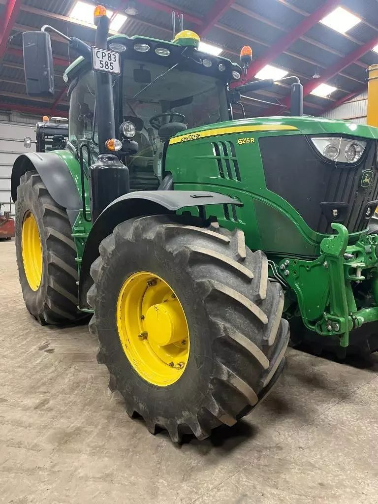 E-FARM: John Deere 6215 R - Tractor - id V8UQPUX - 137.434 € - Año: 2022 - Horas: 2892,Potencia del motor: 214,Dinamarca