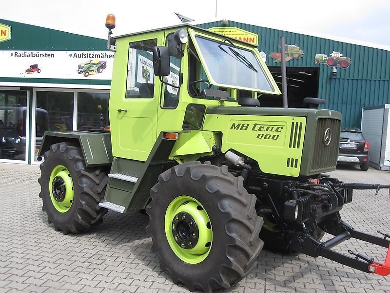 Mercedes-Benz 800 Traktor 69.500 €