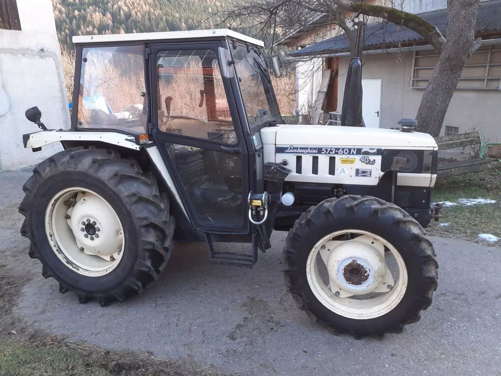 Lamborghini traktor 573/60 ndt, privatverkauf Trattore 19.900 €