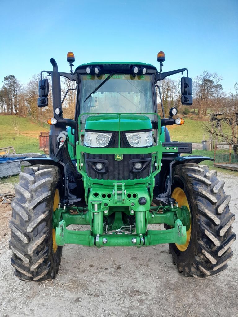 John Deere 6110 M Tractor 68.000 €