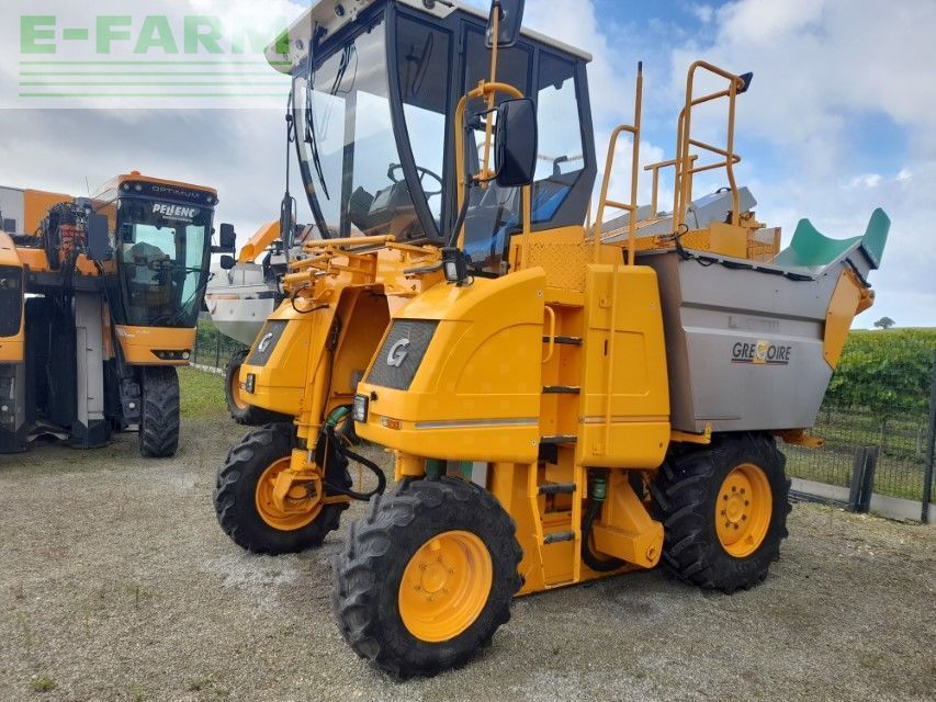 E-FARM: GREGOIRE BESSON g107 - Cosechadora de uvas - id A9A3GP4 - 40.000 € - Año: 2001 - Francia