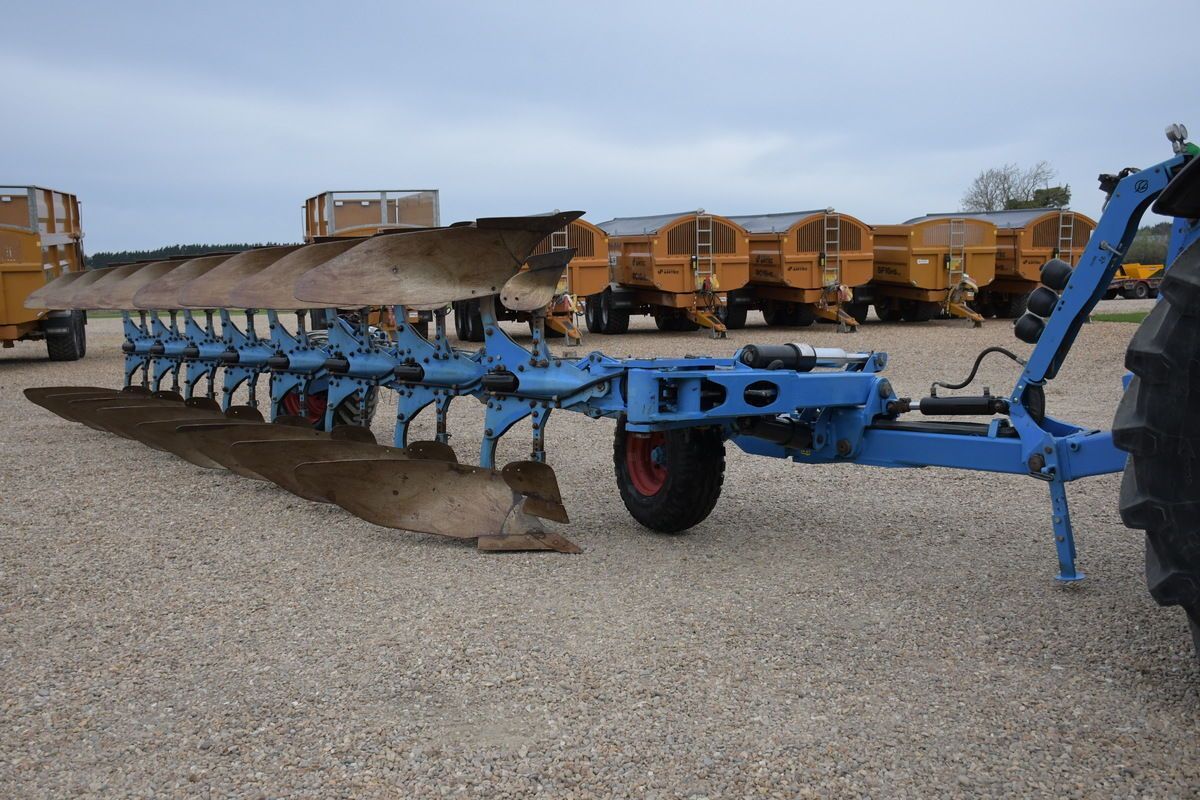 Lemken diamant 11v plough 8-furrows Plough €24,787