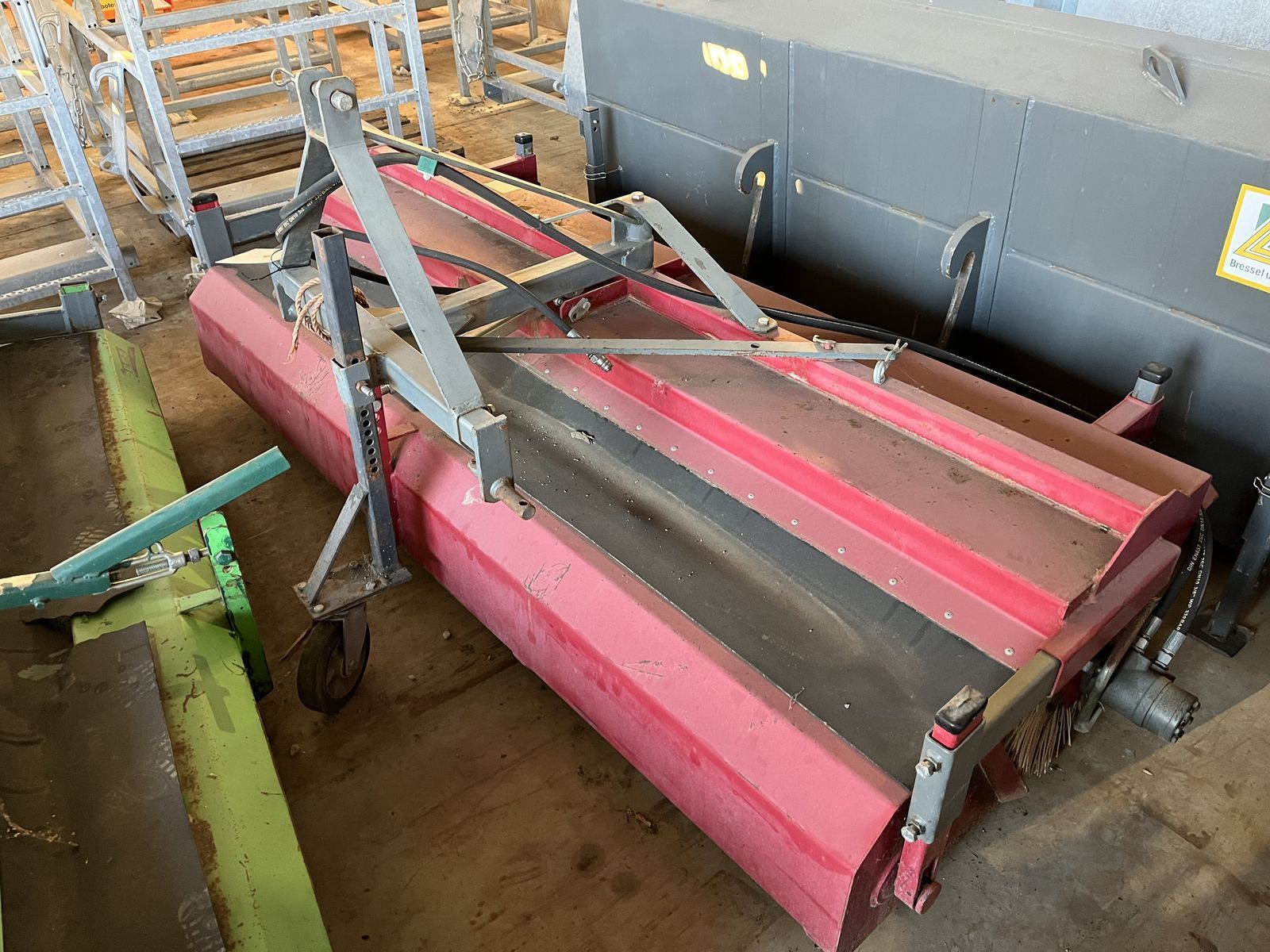 E-FARM: Bema mayer kehrmaschine 2300mm mit dreipunkt - Anbaugerät - id 9JE5DQU - 1.850 € - Österreich