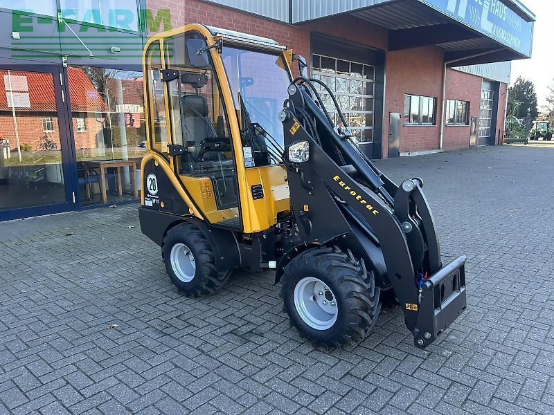 Eurotrac w11 kabine Cargadora de dirección deslizante 21.000 €