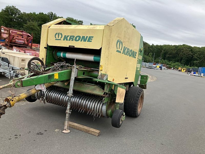 E-FARM: Krone vp 1500mc - Presse à balles - id PCPEB15 - 9 664 € - Année: 2005 - Balles produites: 20 500,Allemagne