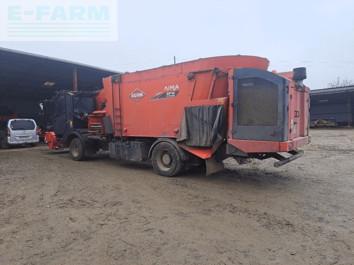 Kuhn spw22.2 cl Przyczepa do mieszania paszy 45 000 €