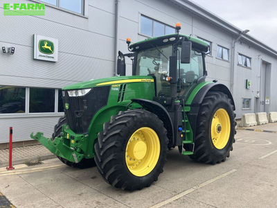 E-FARM: John Deere 7290 R - Τρακτέρ - id 8JUU94U - 137.117 € - Χρονία: 2018 - Μετρητής ωρών: 3.550,Ισχύς κινητήρα: 290,Ηνωμένο Βασίλειο