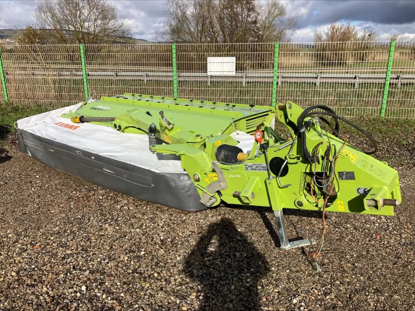 E-FARM: Claas Disco 3500 C Contour - Falciatrice - tosaerba - id BEJY4MG - 5.500 € - Anno di costruzione: 2014 - Francia