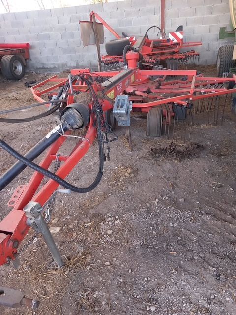 E-FARM: Kuhn GA 6632 - Voltafieno - id DPI5SRJ - 7.500 € - Anno di costruzione: 2011 - Francia