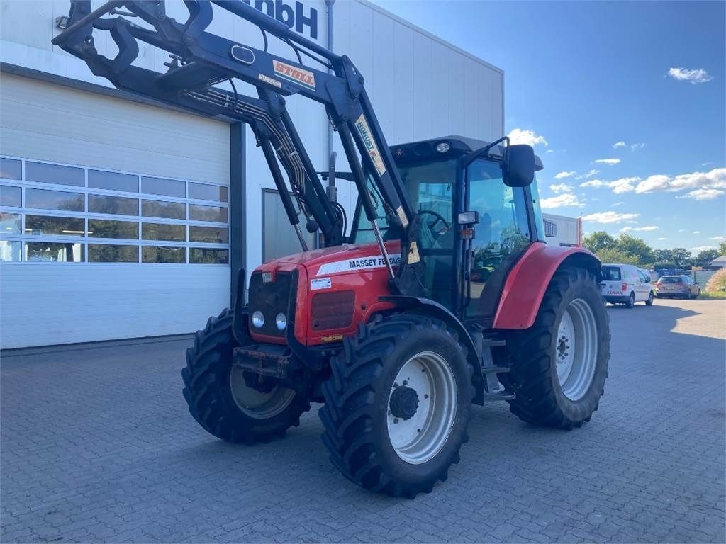 E-FARM: Massey Ferguson 5445 - Tractor - id LKJCEIP - €29,500 - Year of construction: 2005 - Engine hours: 4,995,Engine power (HP): 91,Germany