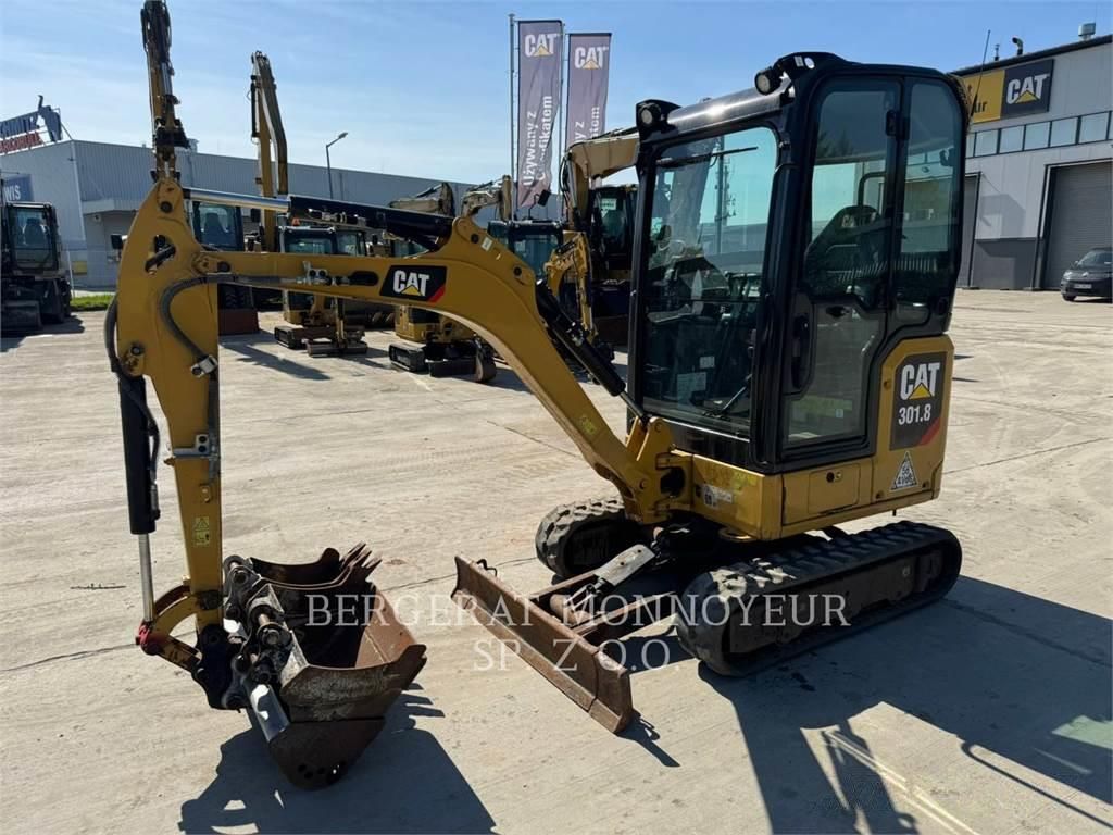 E-FARM: Caterpillar 301.8 - Lánctalpas kotrógép - id FS9XX4C - 28 448 EUR - Gyártási év: 2019 - Lengyelország