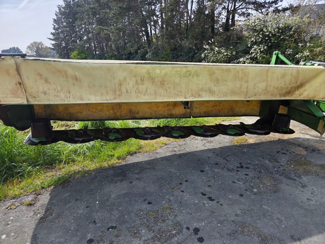 Krone EasyCut R 400 Mower €9,000