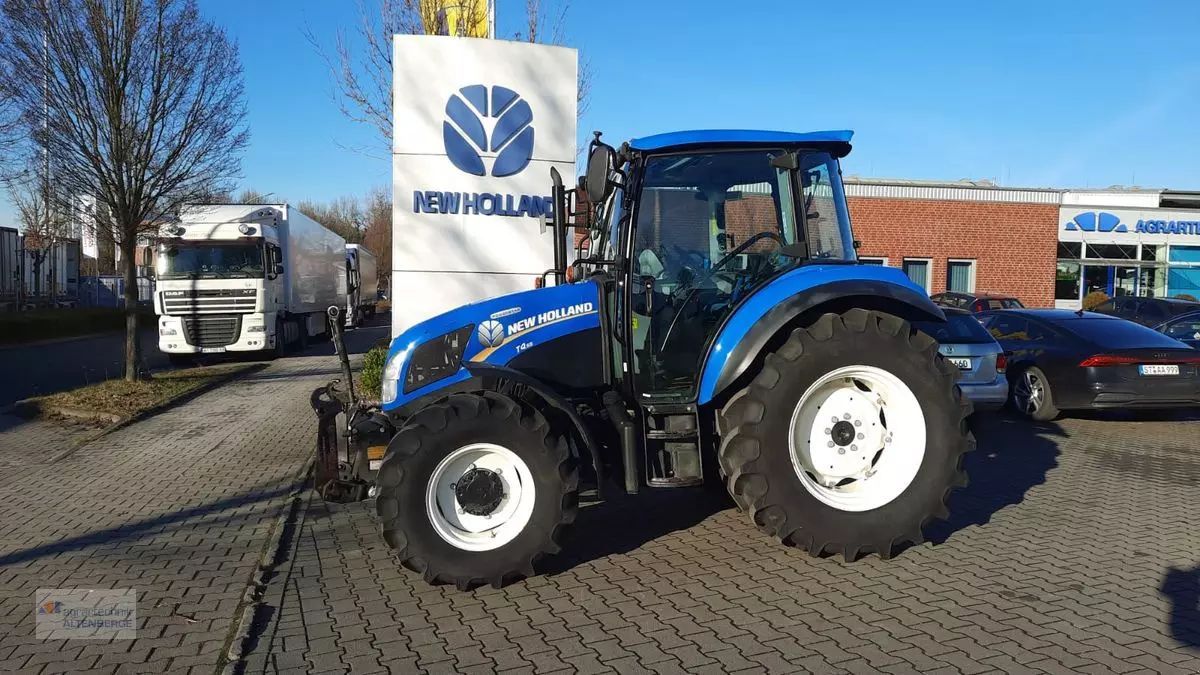 E-FARM: New Holland T4.55 Powerstar - Τρακτέρ - id BLIE7UE - 34.874 € - Χρονία: 2013 - Μετρητής ωρών: 710,Ισχύς κινητήρα: 56,Γερμανία