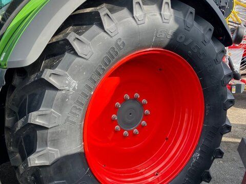 TRELLEBORG 650/65 r42 Wheel and track €6,200