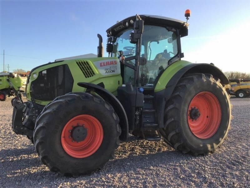 E-FARM: Claas Axion 810 CMATIC - Traktor - id VCQCCRQ - 88 500 € - Rok produkcji: 2017 - Motogodziny: 4090,Moc silnika: 215,Niemcy