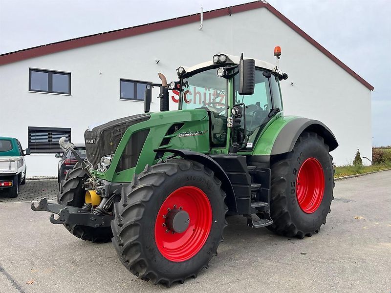 E-FARM: Fendt 828 Vario ProfiPlus - Traktor - id QLYKBGB - 81.250 € - Baujahr: 2014 - Abgelesene Motorstunden: 10.497,Motorleistung (PS): 280,Deutschland