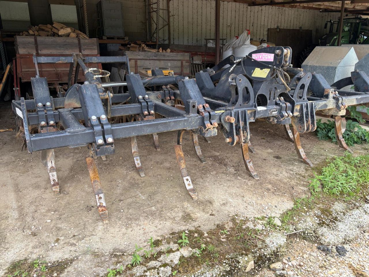 Quivogne blackbear 430 / carbure / non stop / v ring Kultivátor 15 000 €