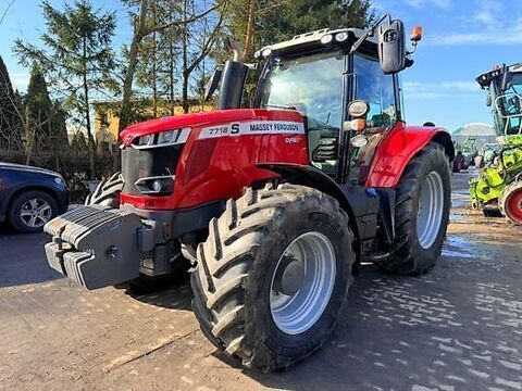 Massey Ferguson 7718 S Traktor 75 307 €
