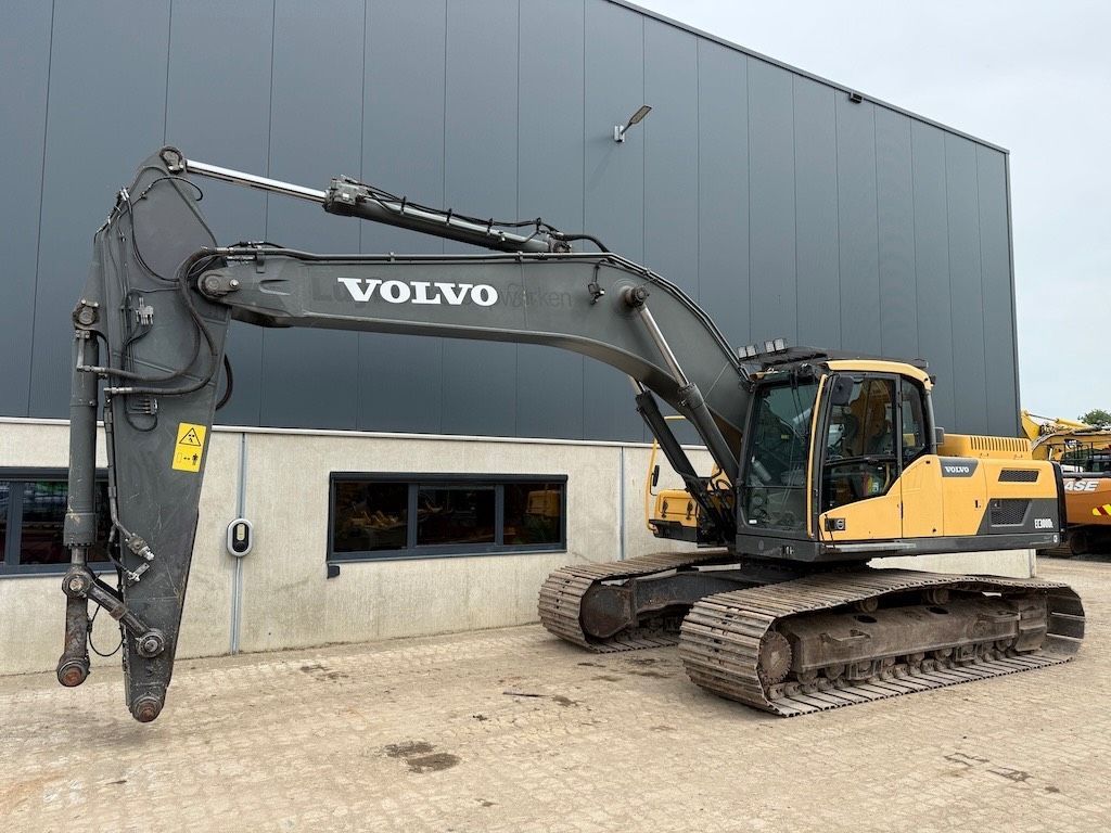 VOLVO ec 300 d l - ec300dl - ec 300 - ec 250 d l Koparka gąsienicowa 45 000 €