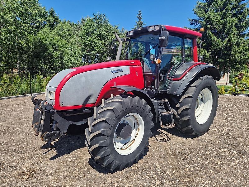 E-FARM: Valtra T151e - Tractor - id QGJXHJC - 34.167 € - Año: 2008 - Horas: 6524,Polonia