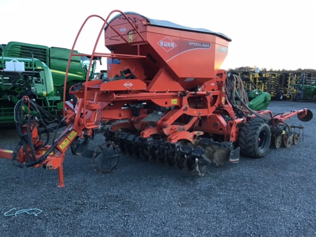 Kuhn Speedliner 3000 drill 23 000 €