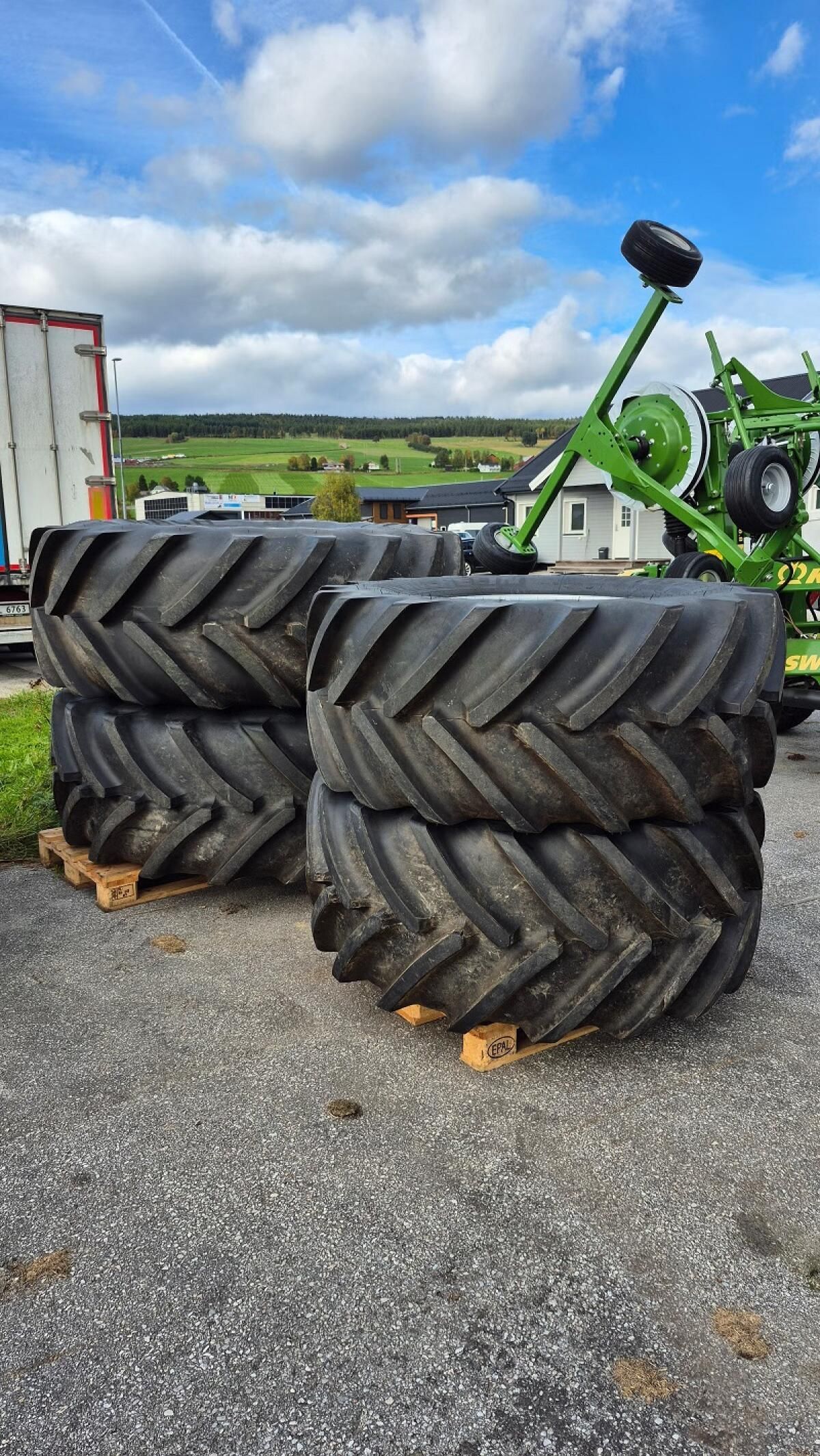 MICHELIN Wheel and track €5,000