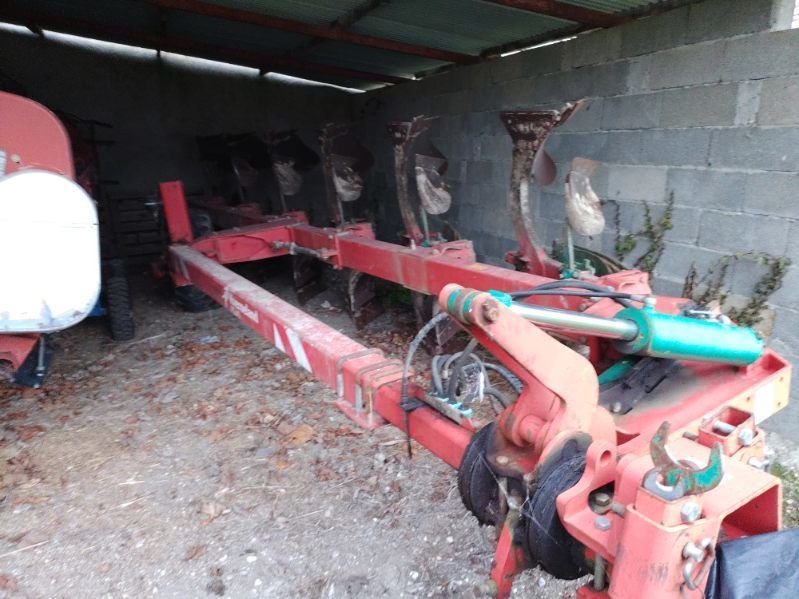 Kverneland ps 115 Pflug 7.500 €