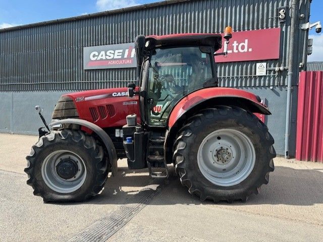 E-FARM: Case IH Puma 165 - Tracteur - id HLFERNZ - 56 459 € - Année: 2017 - Lecture du nombre d'heure: 5 420,Puissance du moteur (chevaux): 165,Royaume-Uni