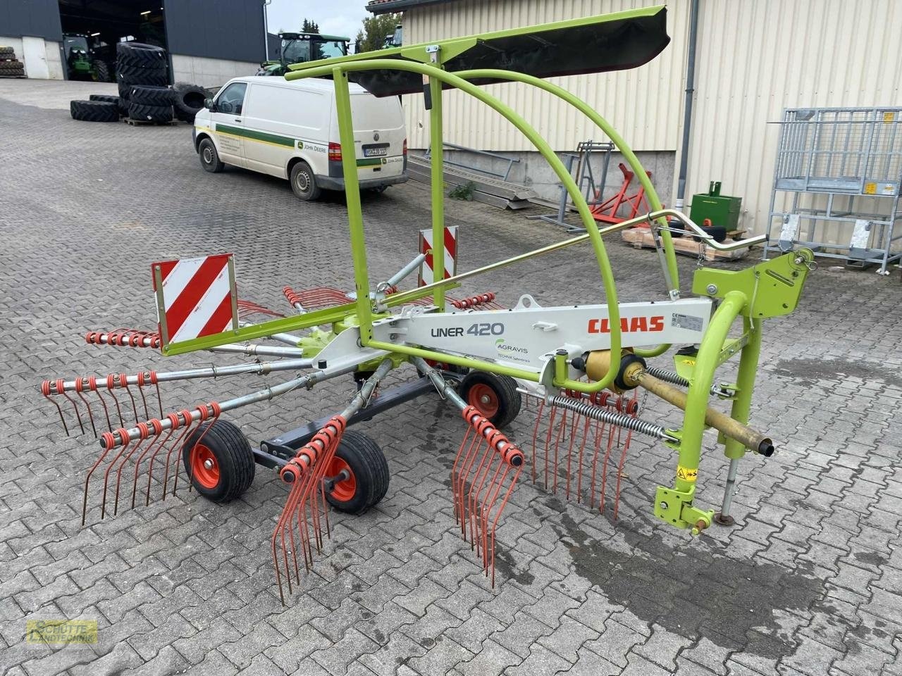 Claas Liner 420 windrower €7,555