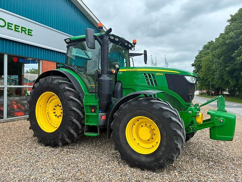 John Deere 6215 R Tractor €133,106
