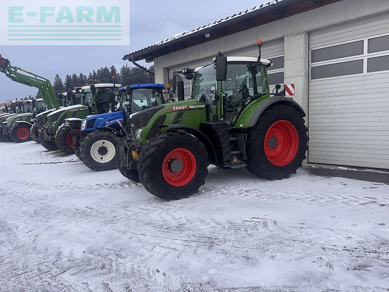 Fendt 724 Vario Profi Plus Trattore 149.000 €