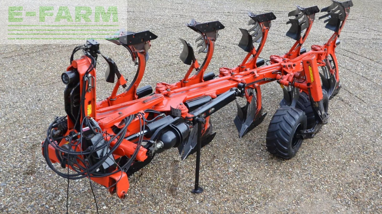 GREGOIRE BESSON 5 furet model rwy6, 170-100 pæn og velholdt plov Charrue 11 912 €