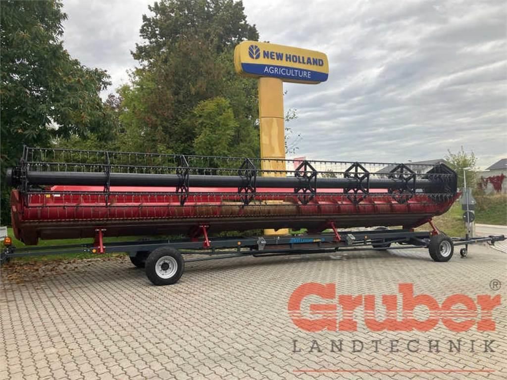 E-FARM: Case IH 3050 - 10,67 m - - Hedery do kombajnów zbożowych/sieczkarni - id HRPC6PU - 44 940 € - Rok produkcji: 2019 - Niemcy