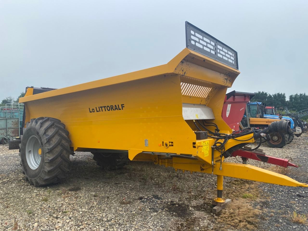 E-FARM: la littorale ep 12 - Épandeur de fumier et de compost - id PR2TQTY - 24 500 € - Année: 2022 - France