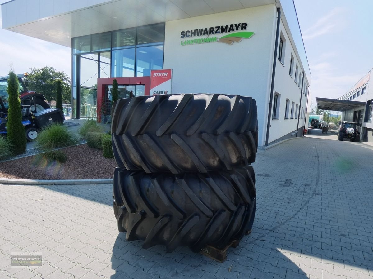 MICHELIN 800/65r32+520/80r26 wheel_and_track €8,924