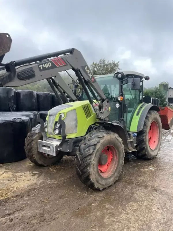 E-FARM: Claas Arion 420 - Traktor - id 8NAKKIV - 45.000 € - Baujahr: 2016 - Abgelesene Motorstunden: 6.500,Motorleistung (PS): 95,Frankreich