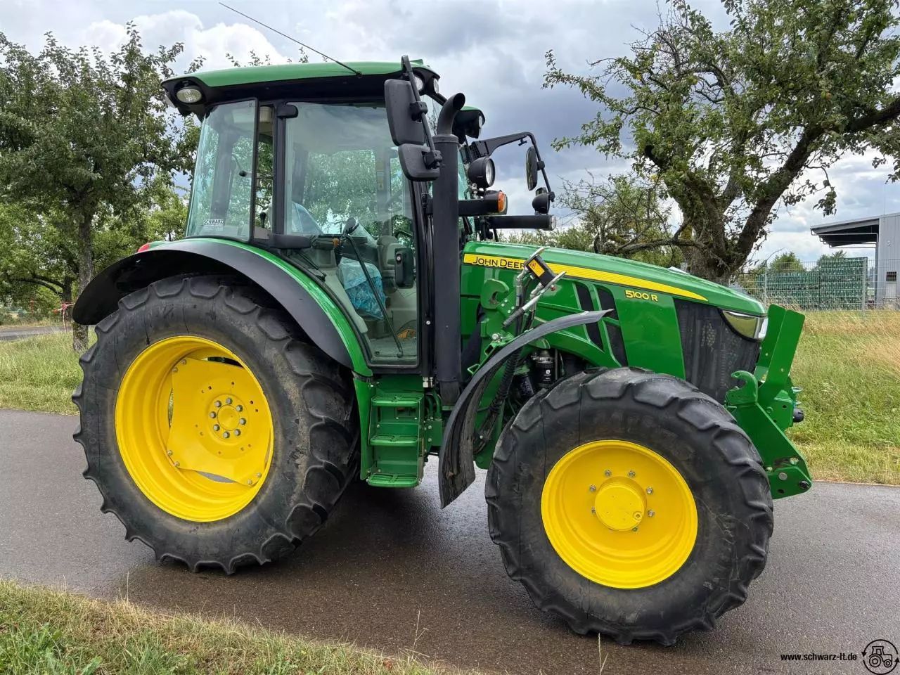 E-FARM: John Deere 5100 R - Tractor - id U7FAPVX - €57,059 - Year of construction: 2018 - Engine hours: 2,400,Engine power (HP): 101,Germany