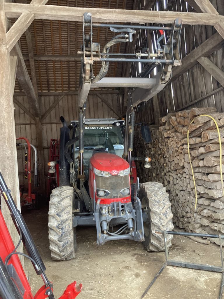 Massey Ferguson 6713 S Tractor €65,000
