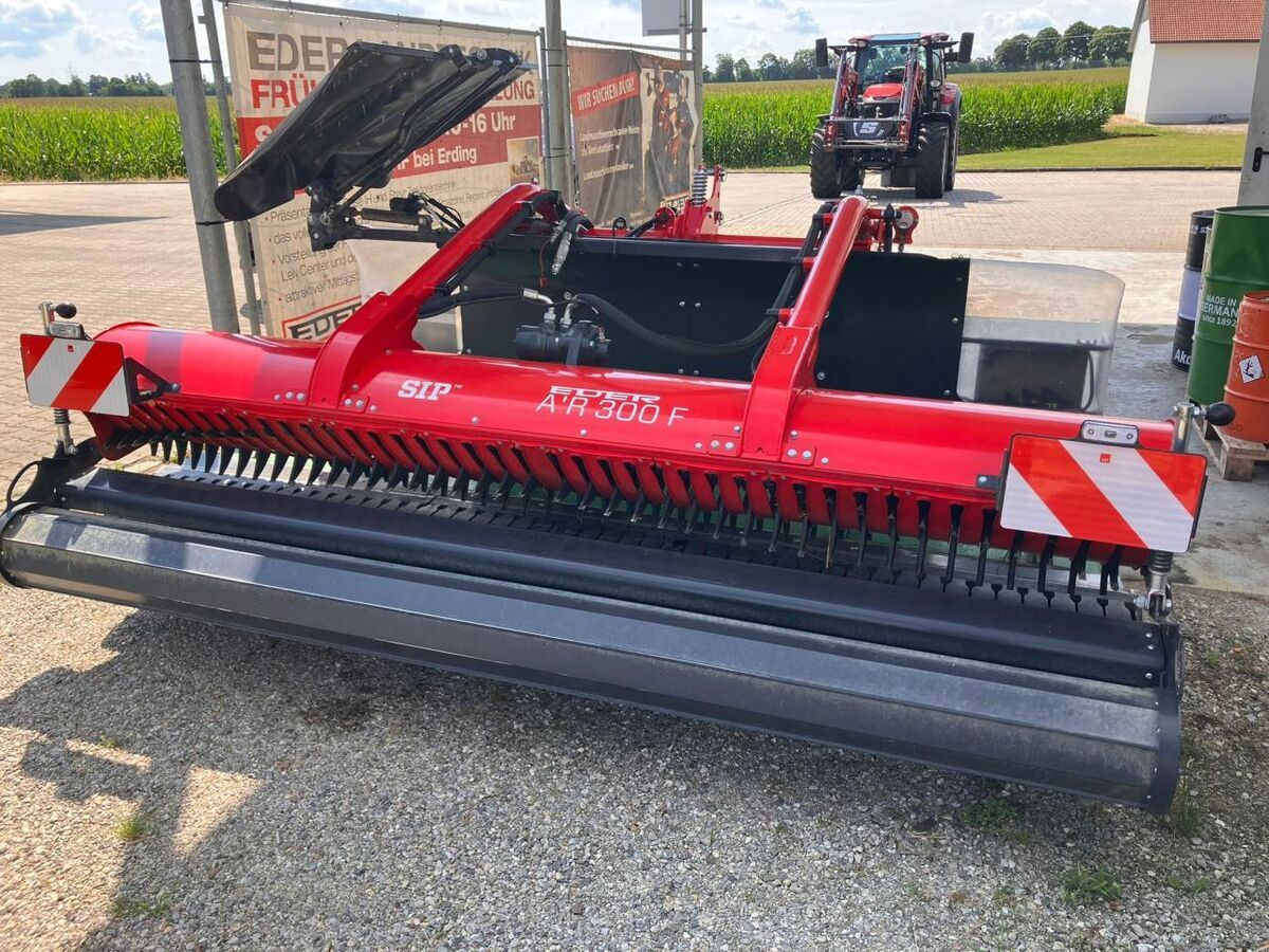 E-FARM: SIP air 300 f pick-up schwader - Karuzelowy przetrząsacz do siana - id JYP6WLS - 16 387 € - Rok produkcji: 2021 - Niemcy