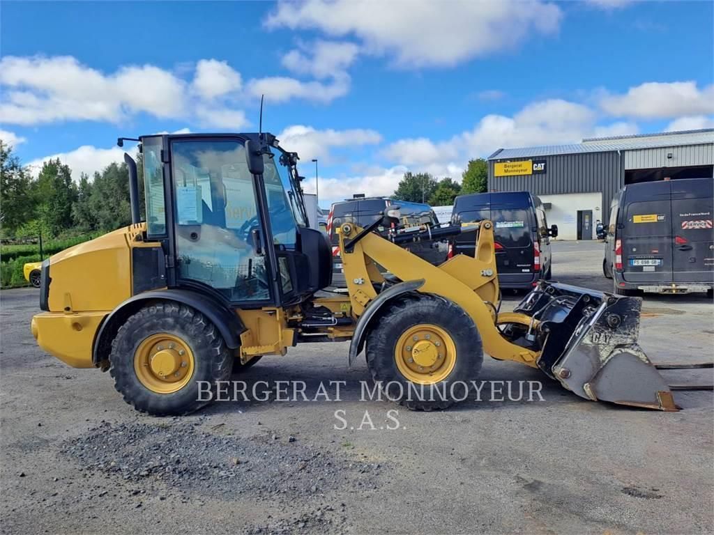 E-FARM: Caterpillar 906m - Radlader - id YLZYMPW - 49.500 € - Baujahr: 2021 - Abgelesene Motorstunden: 1.518,Frankreich